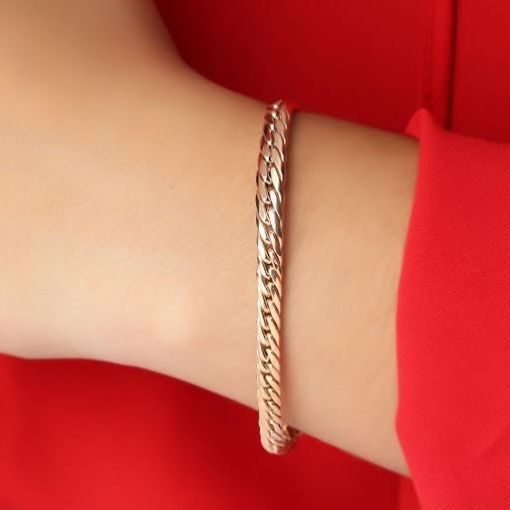 Picture of دستبند تمام طلای حصیری All gold bracelet